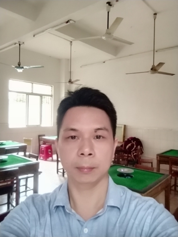 笑对人生的第一张照片--玉林相亲服务中心