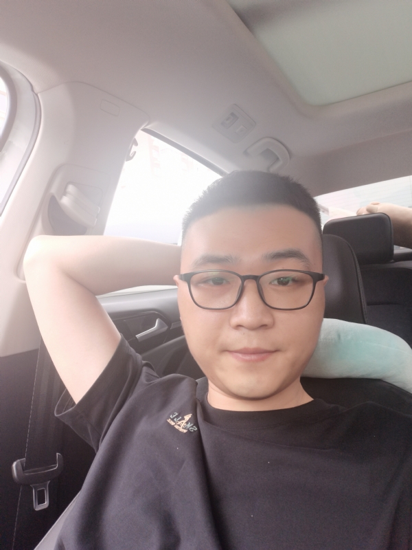 JingY的第一张照片--玉林相亲服务中心