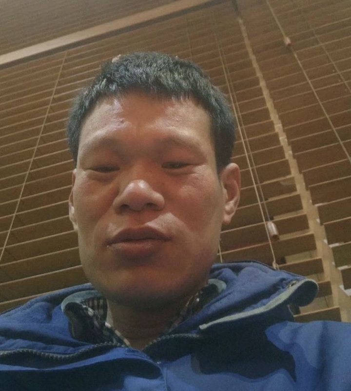 爱你在心口难开的第一张照片--玉林相亲服务中心