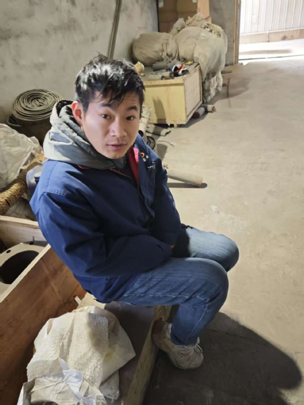 热爱生活的闫某的第一张照片--玉林相亲服务中心