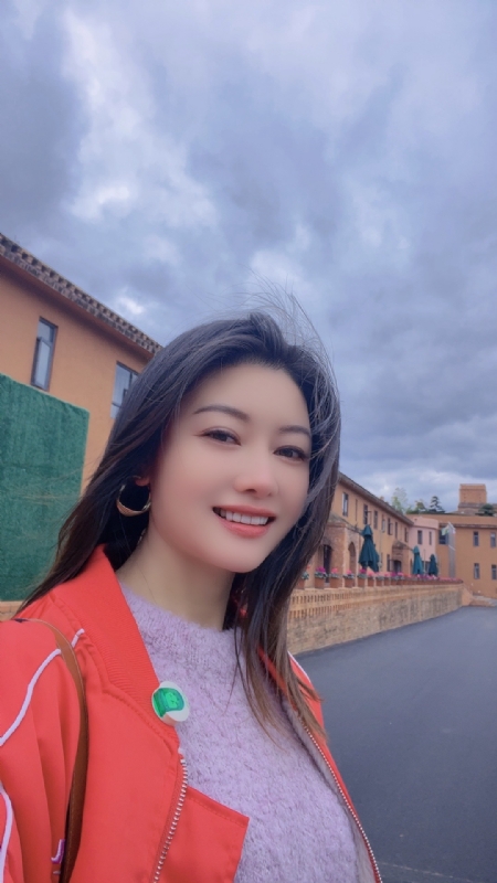 安妮的第一张照片--玉林相亲服务中心