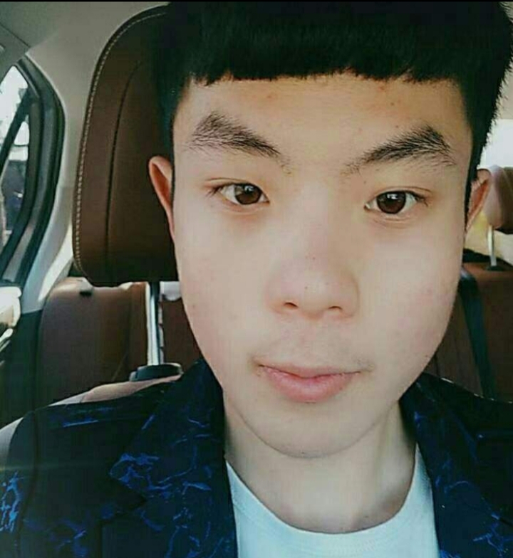 冬耀的第一张照片--玉林相亲服务中心