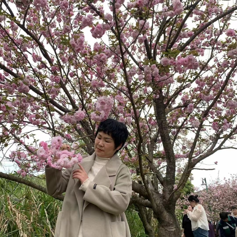 秋冬的雨有点冷的第一张照片--玉林相亲服务中心