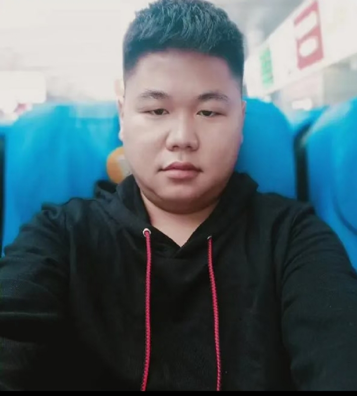 黄斌的第二张照片--玉林相亲服务中心