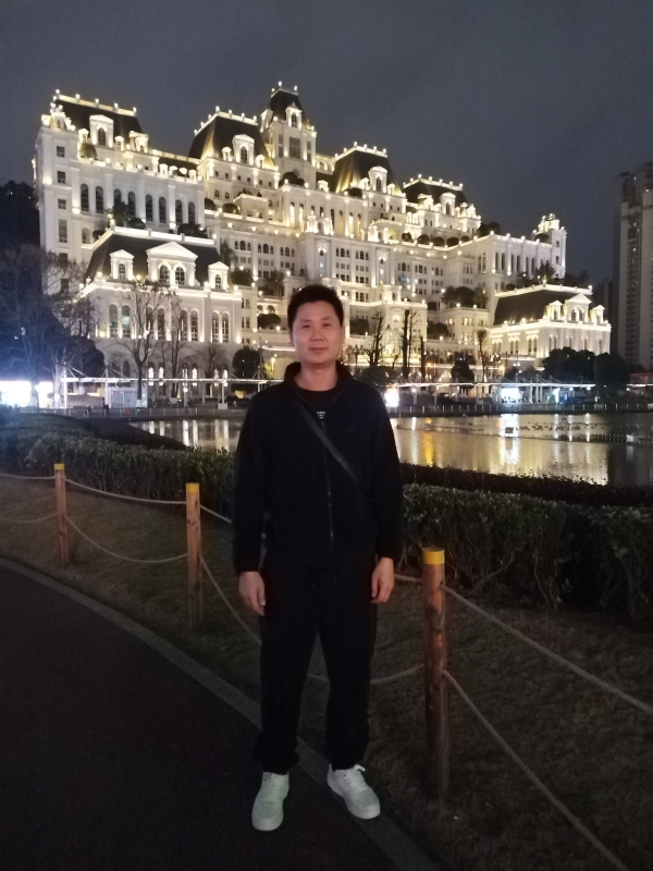 另一半的她的第三张照片--玉林相亲服务中心