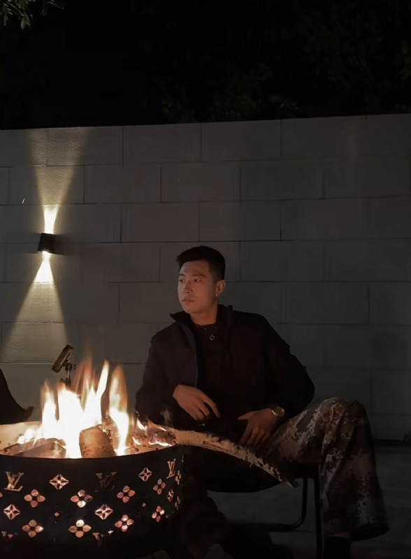 南风知我意的第一张照片--玉林相亲服务中心