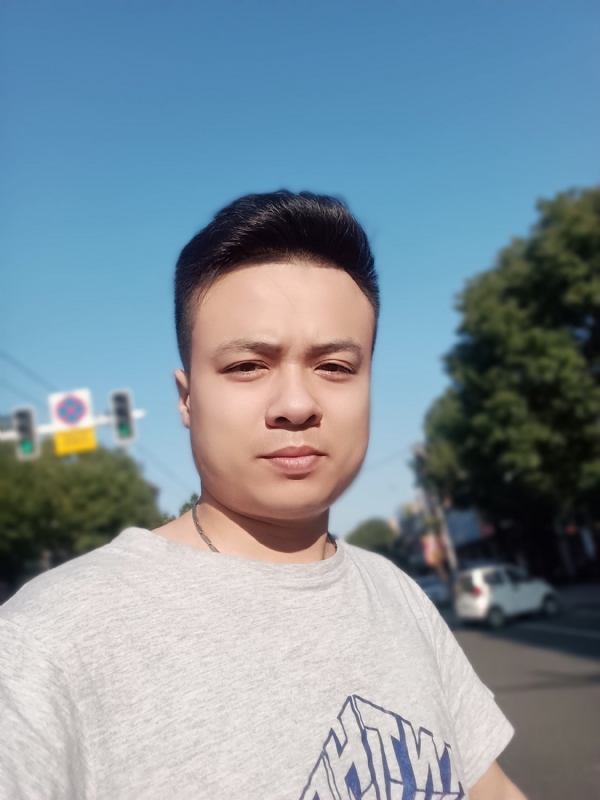 简简单单的第一张照片--玉林相亲服务中心