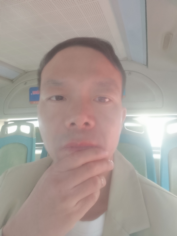 青盘的第一张照片--玉林相亲服务中心