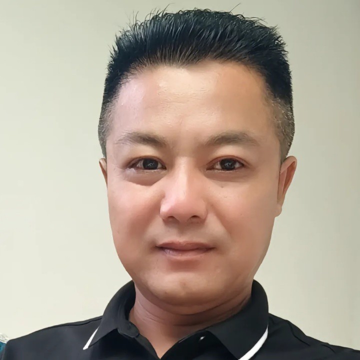 未来可期的第一张照片--玉林相亲服务中心