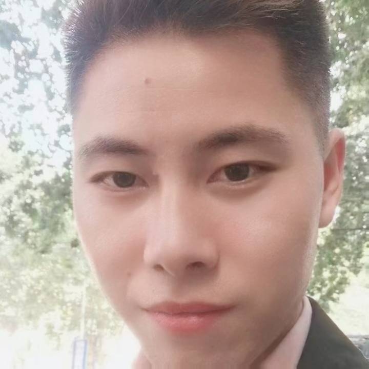 缺个伴的第一张照片--玉林相亲服务中心