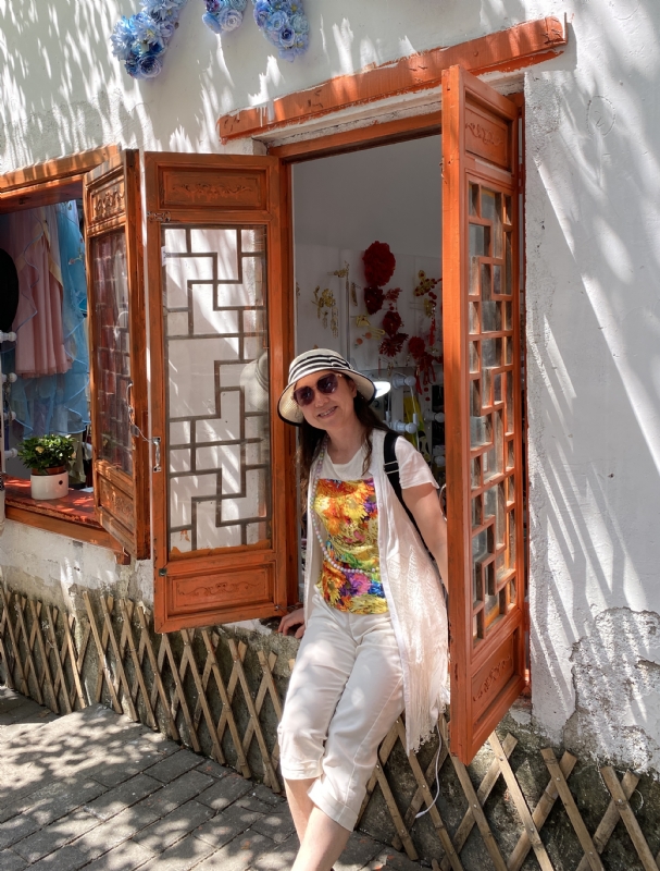 stella的第三张照片--玉林相亲服务中心