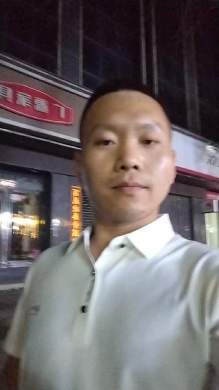 迷途悟人生的第一张照片--玉林相亲服务中心