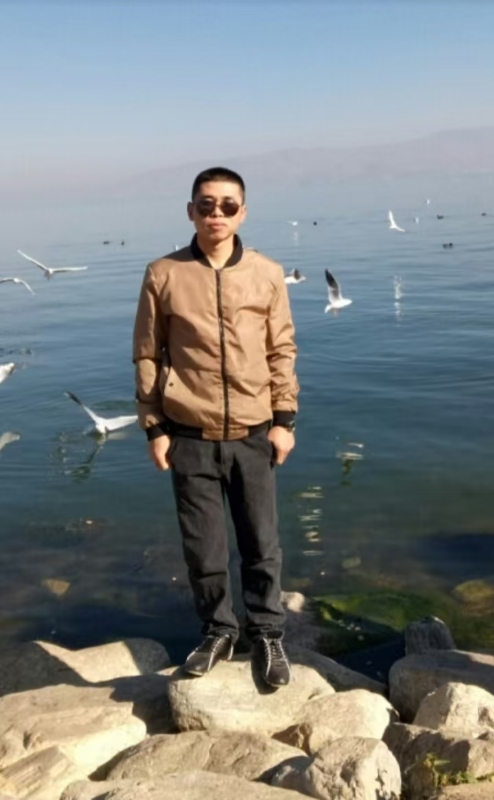 追光者的第一张照片--玉林相亲服务中心