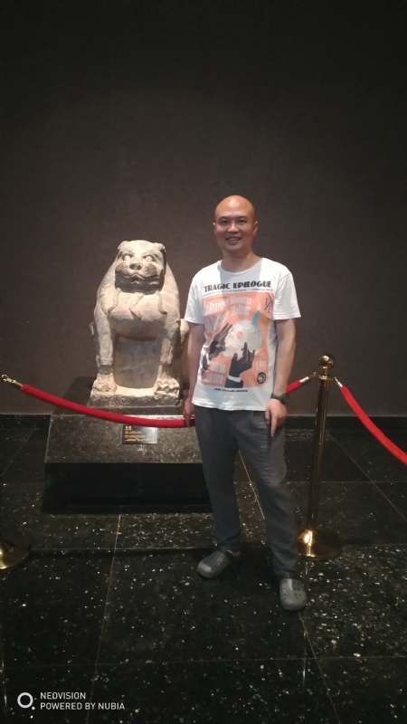 半似如来半似仙的第一张照片--玉林相亲服务中心